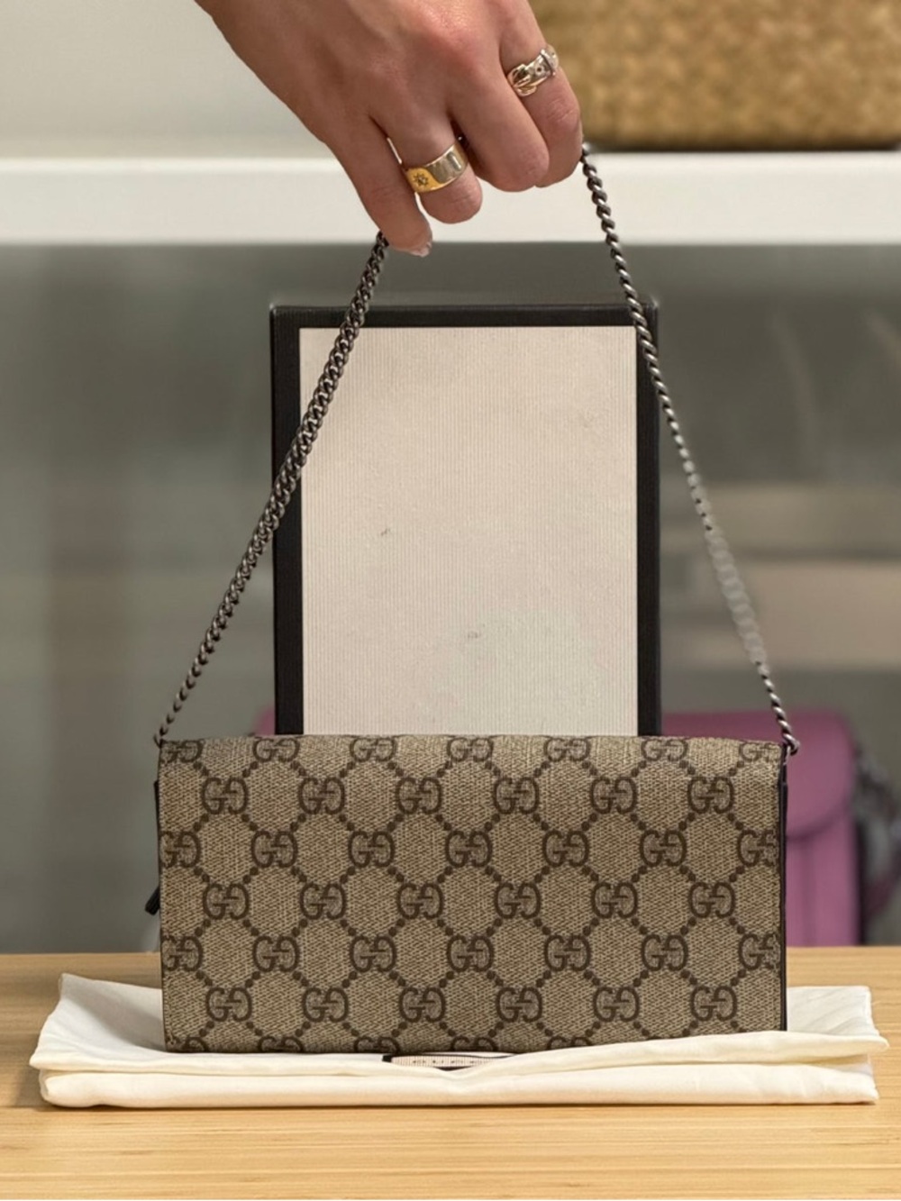 Gucci Beige GG Supreme Dionysus Crossbody Bag with Silver Chain - Picture 6 of 9
